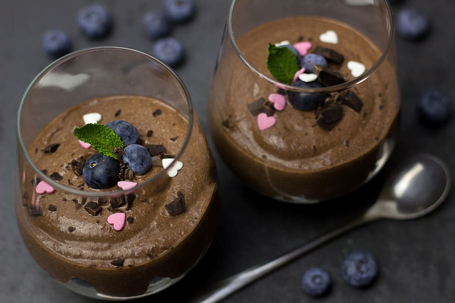 Chocolate Mousse dessert, food/Drink, blueberry, cake, sweet Food