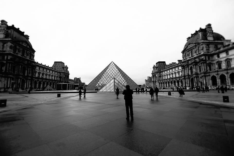 people, places, landmark, structure, louvre, museum, black and white HD wallpaper