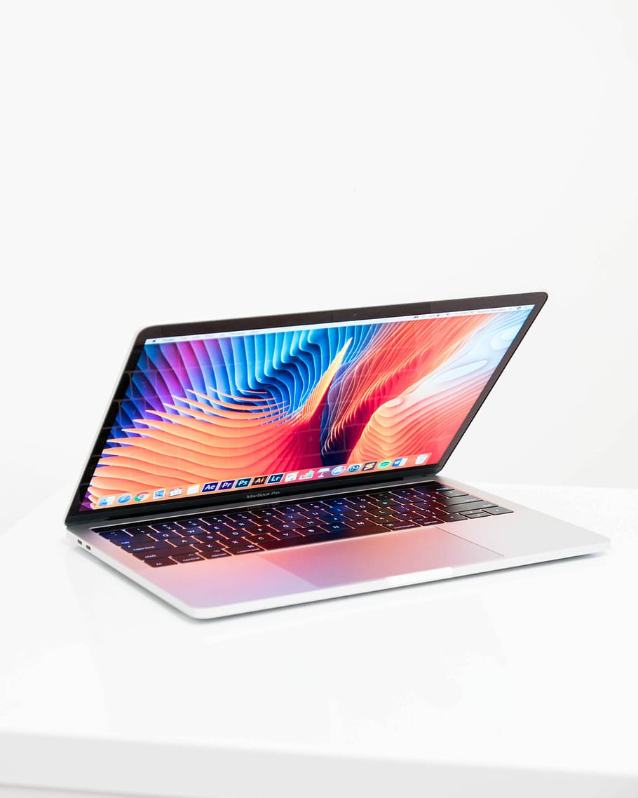 Macbook pro, MacBook Pro, laptop, desk, computer, tech, technology HD wallpaper