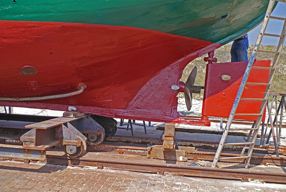 cutter, hull, rear, propeller, helm, dock, dry dock, seemed HD wallpaper