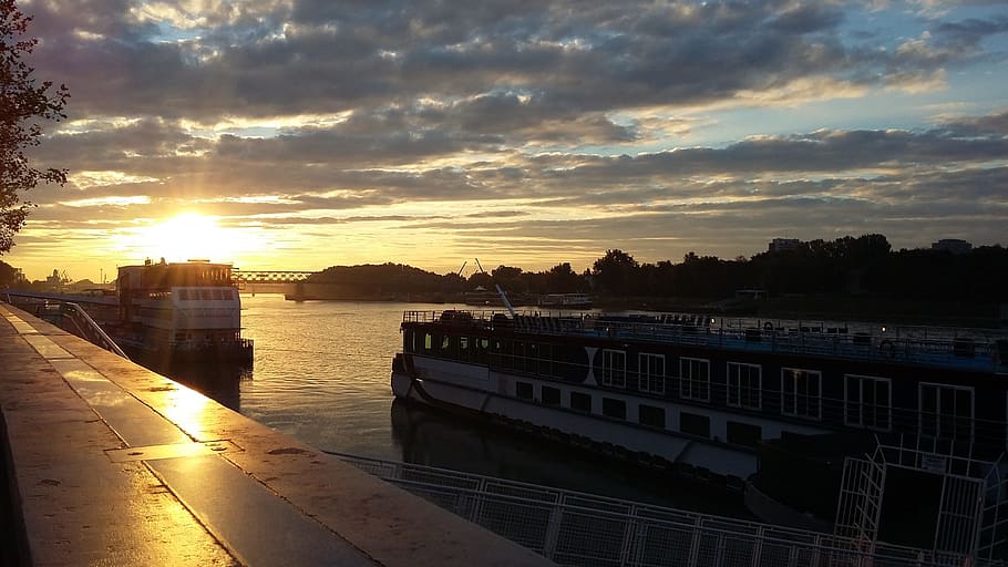danube, sunrise, clouds, bratislava, slovakia, river, ships HD wallpaper
