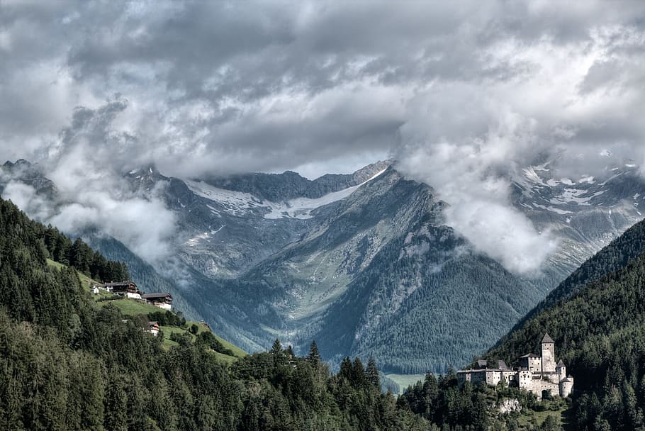 Neuswenstein Castle, Germany, cloudy mountain during day time HD wallpaper