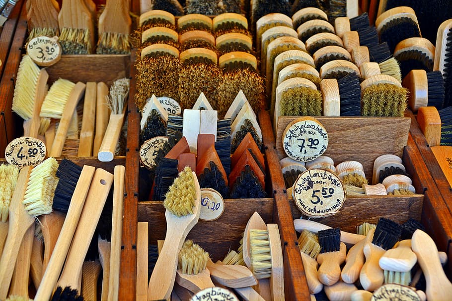 brushes, sales stand, care, choice, variation, retail, large group of objects HD wallpaper