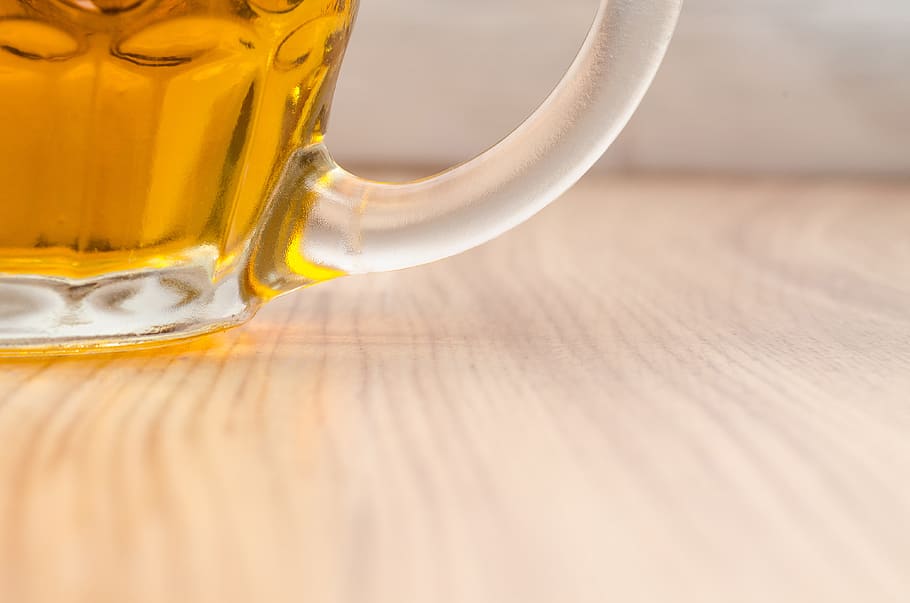 Drinking Glass On Top Of Table, alcohol, ale, beer, beverage HD wallpaper
