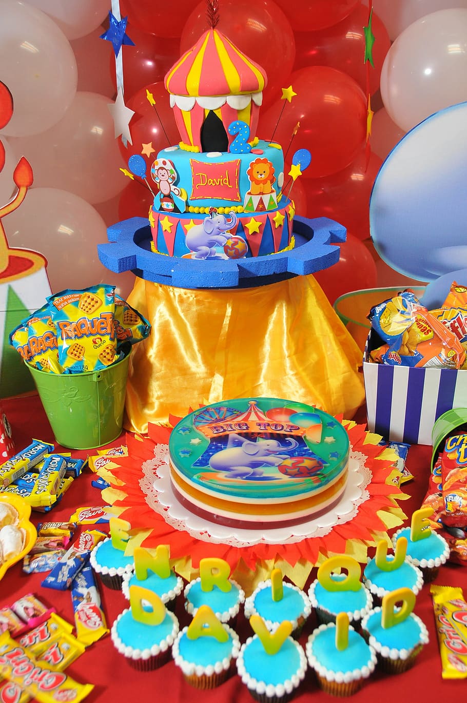 cake, party, jelly, table, sweet, candies, red, dessert, food HD wallpaper