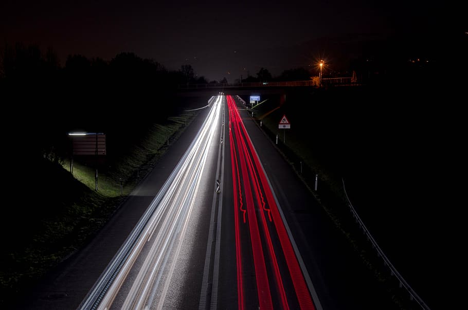 highway, light, white, red, road, night, dark, illuminated HD wallpaper
