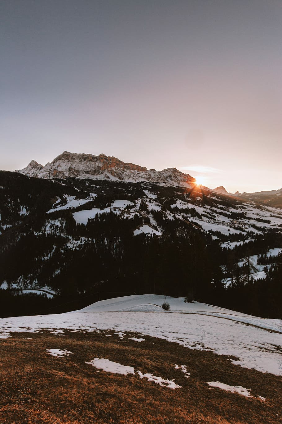 brown mountain with snow, mountain range with snow, rock, cliff HD wallpaper