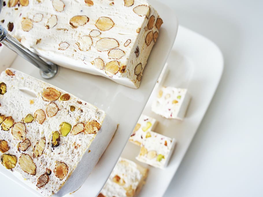 baked cake on white ceramic tray, nougat, candy, candy bar, eat sweets, HD wallpaper