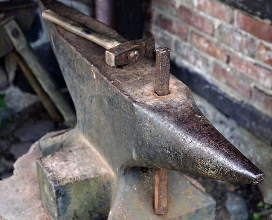 anvil, hammer, chase, smith, iron, metal, metallic, steel, crafts HD wallpaper