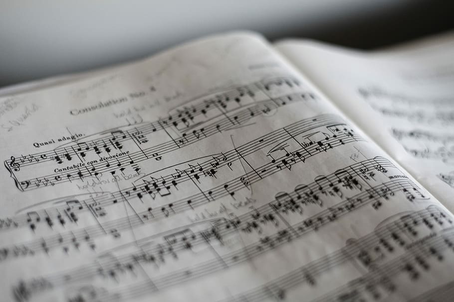tilt selective photograph of music notes, music note text on paper HD wallpaper