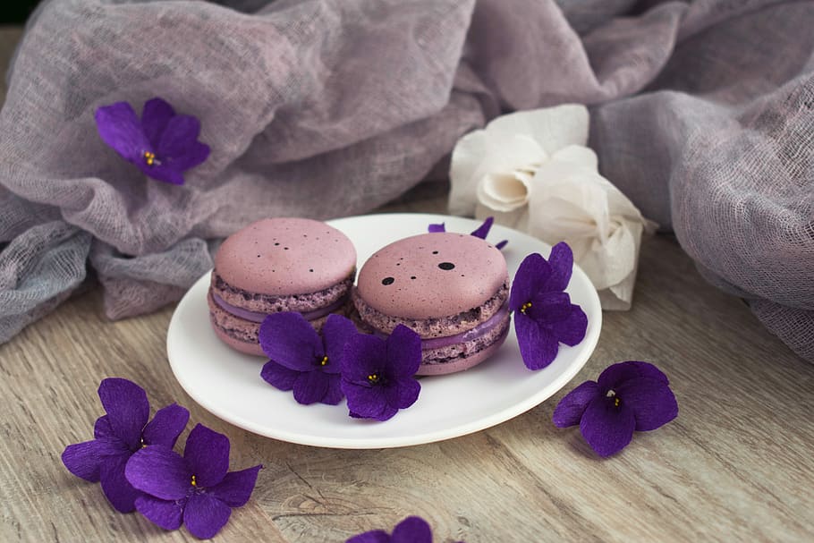 two baked cookies on white ceramic plate, macaroons, macro HD wallpaper