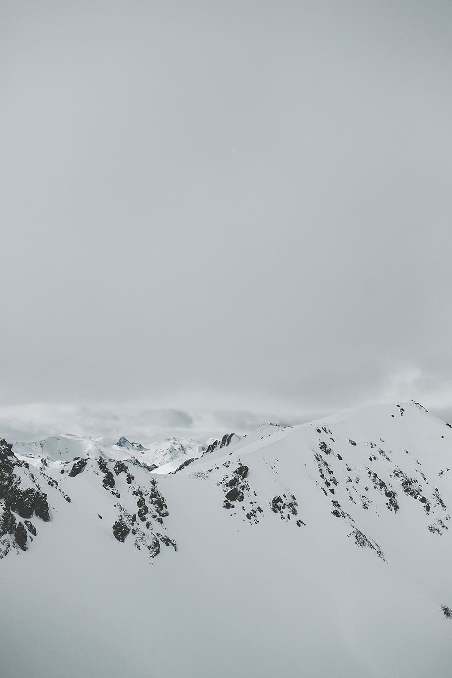 aerial photography of snow covered mountain peak, landscape photography of snowy mountain HD wallpaper