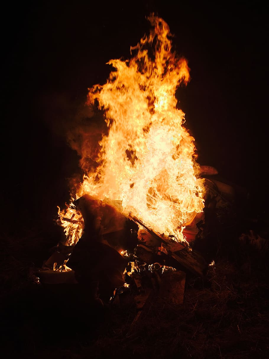 fire, bonfire, blaze, burning, flame, fire - natural phenomenon HD wallpaper