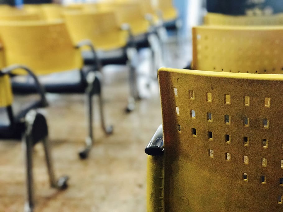 rest, waiting, yellow, metal, focus on foreground, no people HD wallpaper