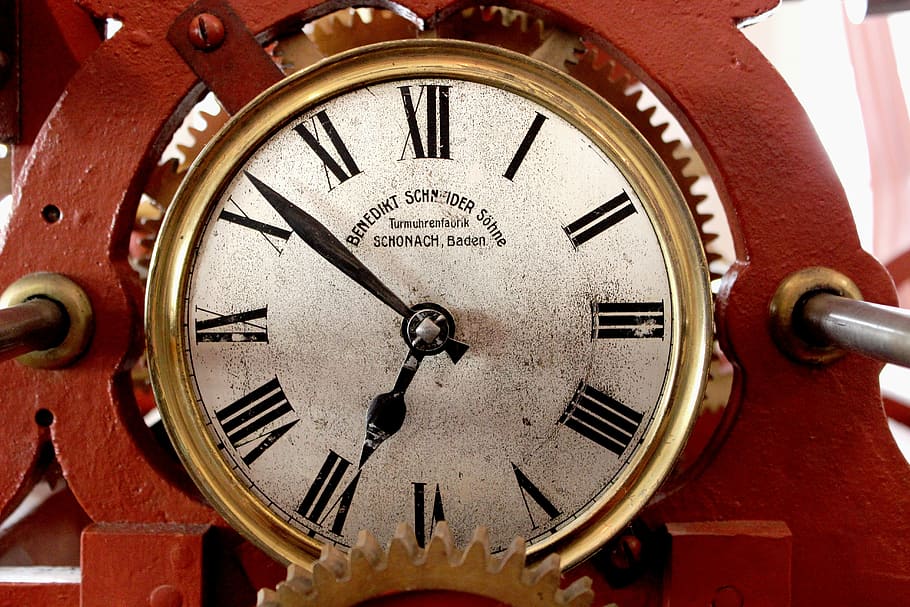 round gold-colored analog clock on red steel frame, clock tower HD wallpaper