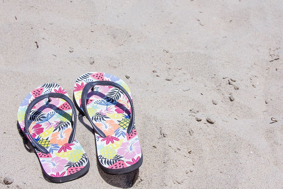 pair of pink flip-flops on top of sand, sandals, flip flops HD wallpaper