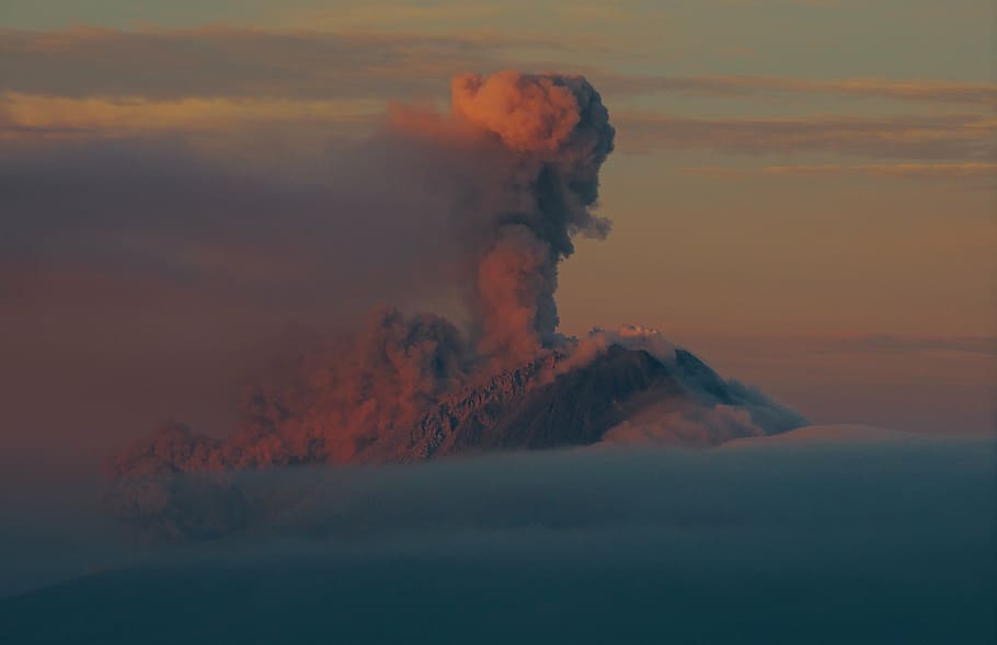 photograph of erupting volcano, sky, clouds, explosion, smoke HD wallpaper