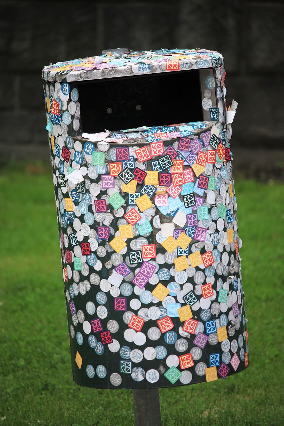 Dust-Bin, Sticker, Garbage, Colorful, outdoors, day, multi colored HD wallpaper