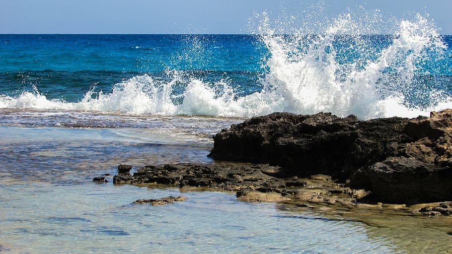 rock and beach, wave, smashing, foam, spray, energy, water HD wallpaper