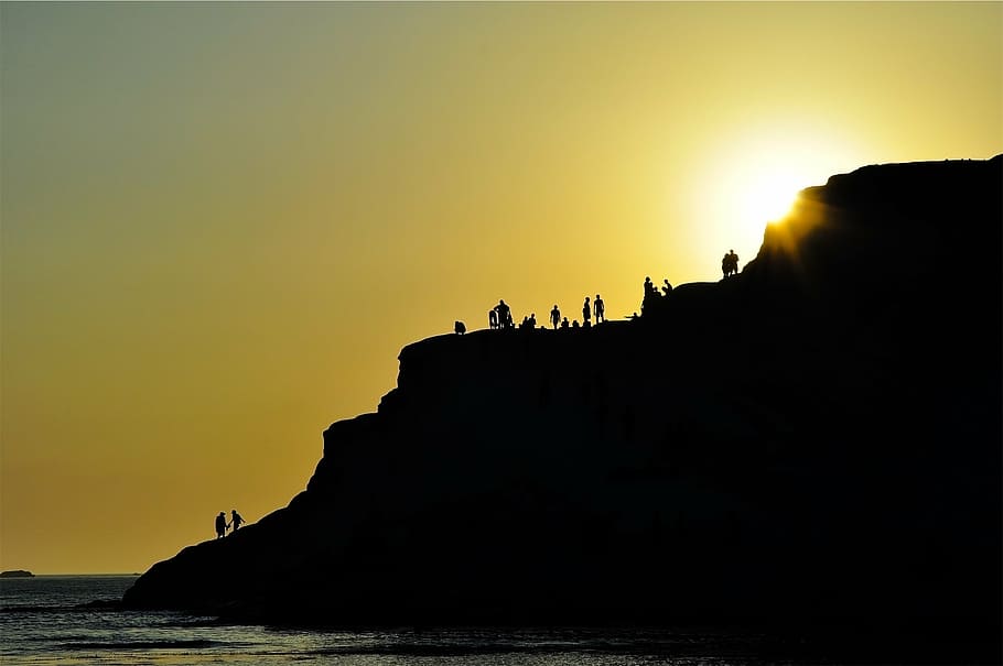 silhouette photo of people at mountain, sunset, dusk, sky, mountains HD wallpaper