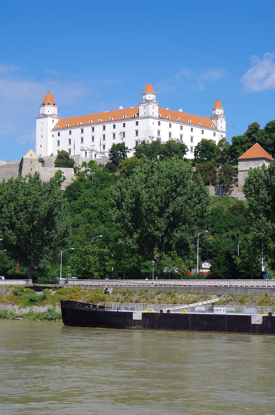 Bratislava, Slovakia, Castle, City, danube, views, medieval castle HD wallpaper