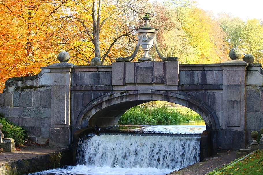 Bridge, Waterfall, Autumn, Fall, Fall Foliage, castle park HD wallpaper