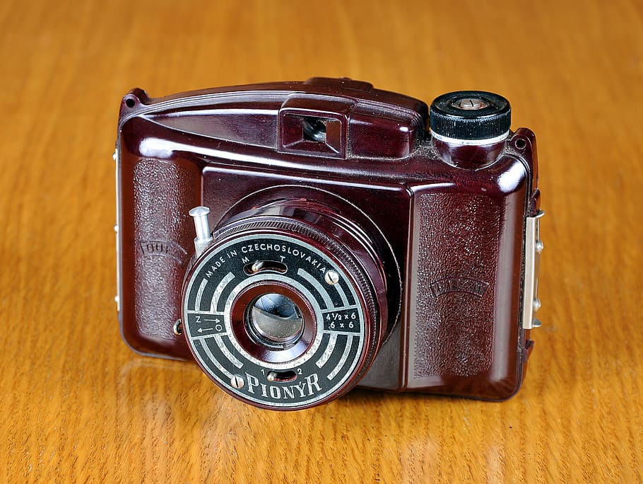 brown DSLR camera, old camera, pionyr, czech republic, photo HD wallpaper
