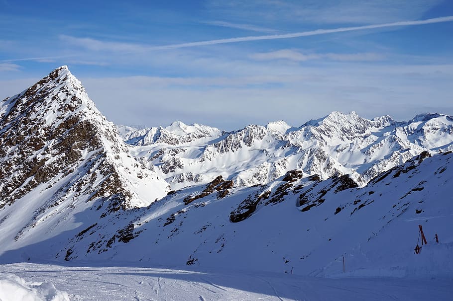snow-capped mountain under sky at daytime, winter, coldly, sports HD wallpaper