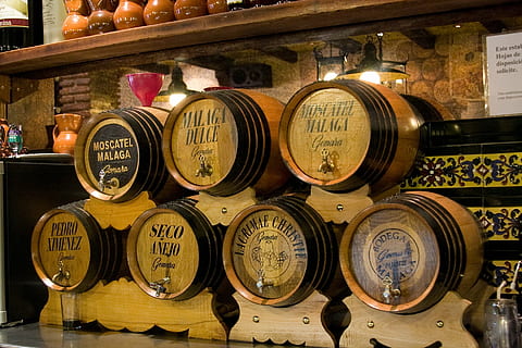 seven brown wooden barrels, malaga, spain, beer, spins, pub HD wallpaper