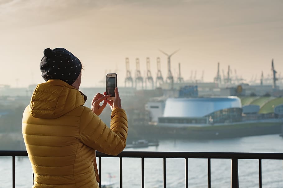 cold, landscape, person, water, building, industry, lake, mobile phone HD wallpaper