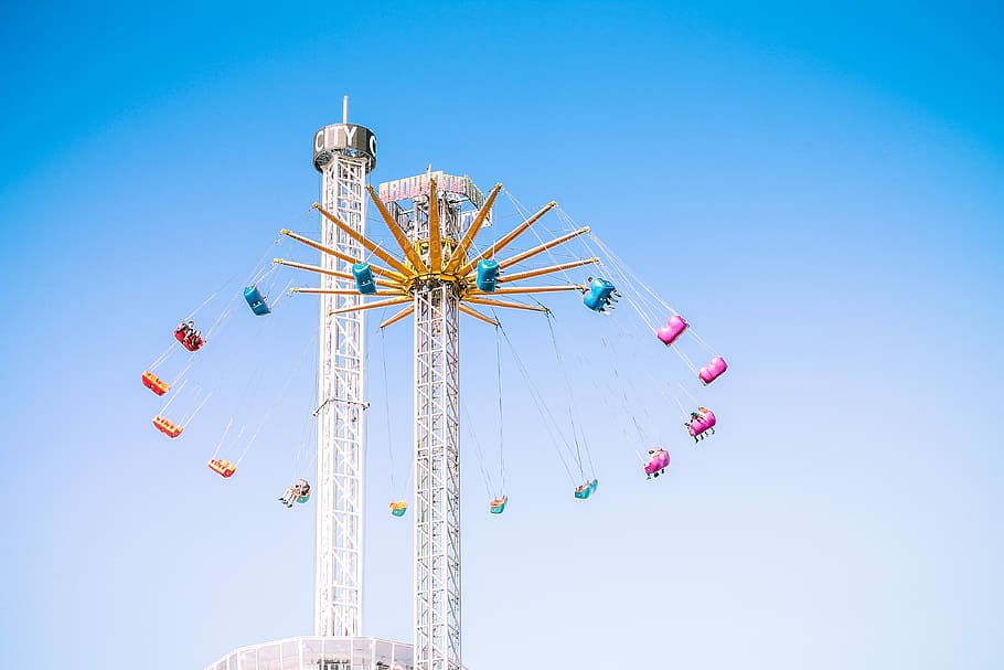 people riding swing amusement ride low-angle photography, assorted-color amusement park ride at daytime, HD wallpaper