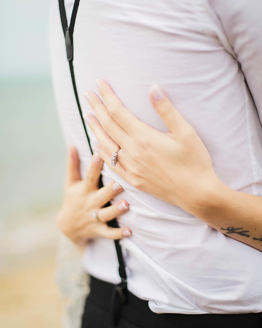 Gül Kurtaran, woman embracing man in white dress shirt, hands HD wallpaper