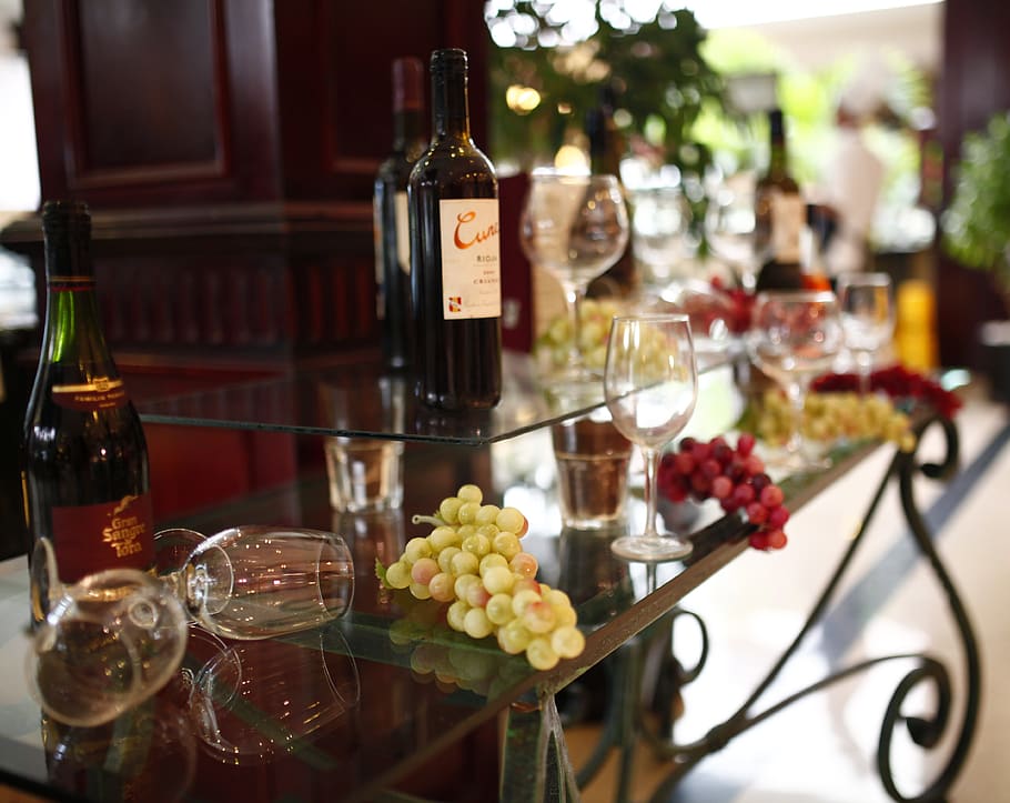 wine, grapes, food and drink, bottle, glass, container, glass - material HD wallpaper