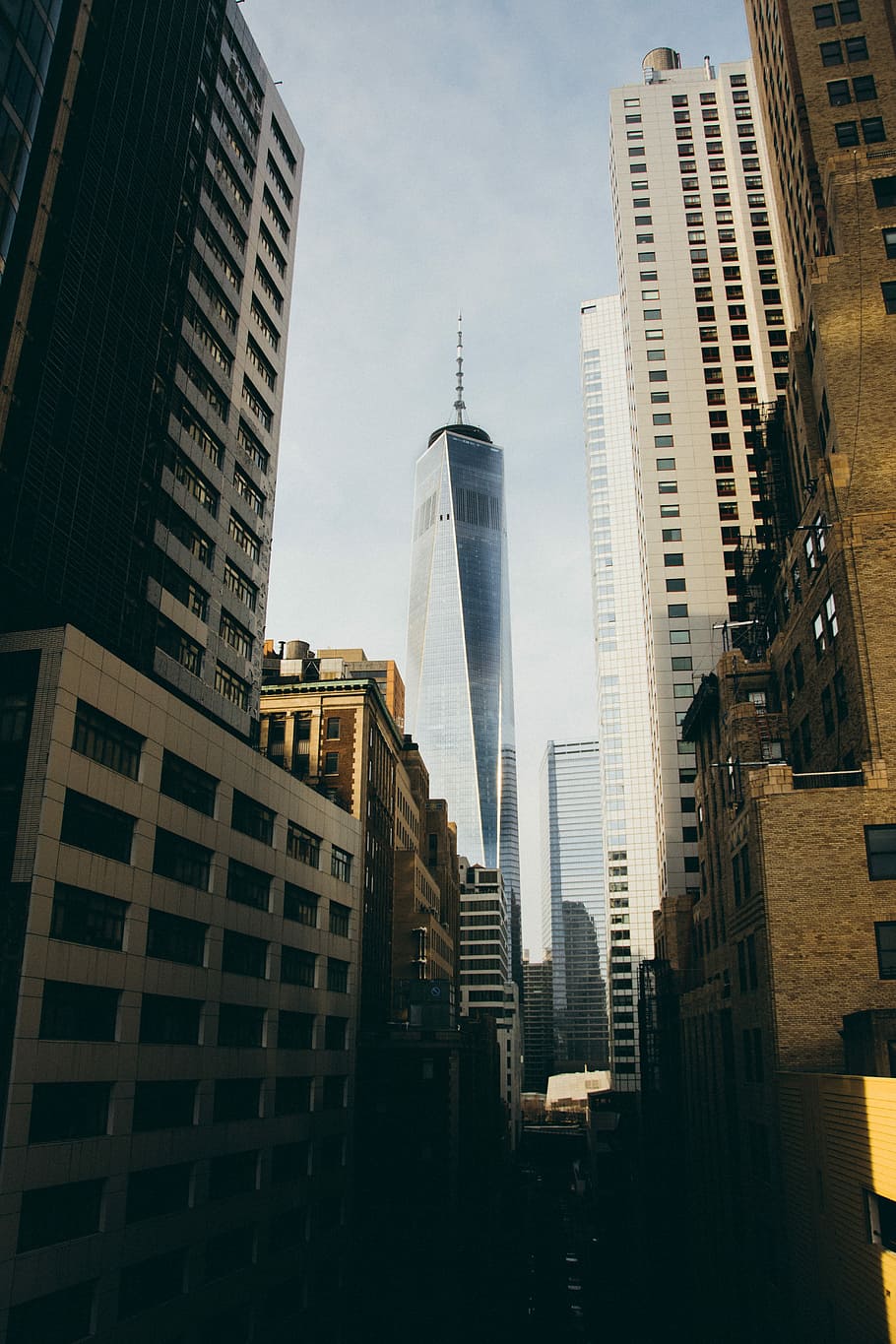 white and brown concrete buildings during daytime, gray concrete building at daytime HD wallpaper