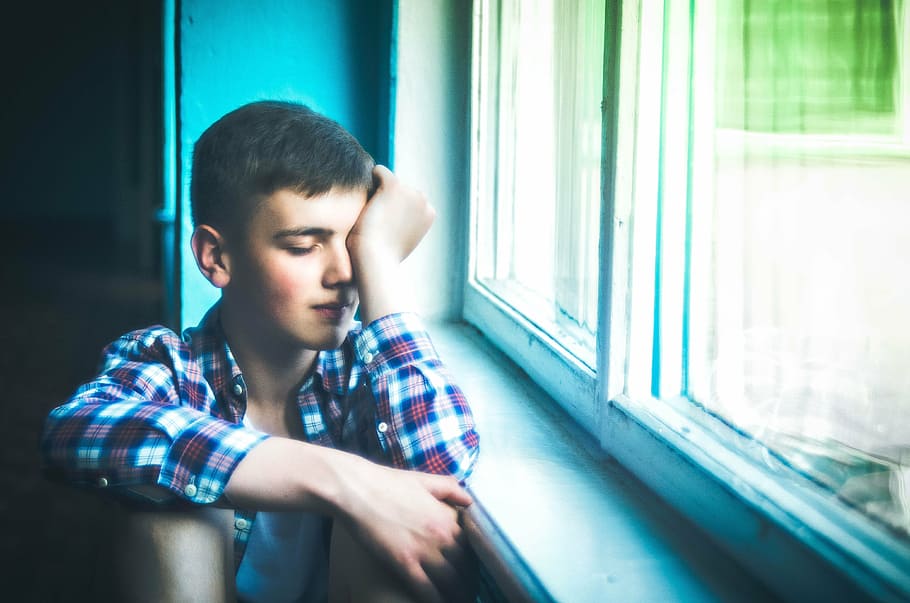 man in blue, white, and red plaid dress shirt, guy, view, fatigue HD wallpaper
