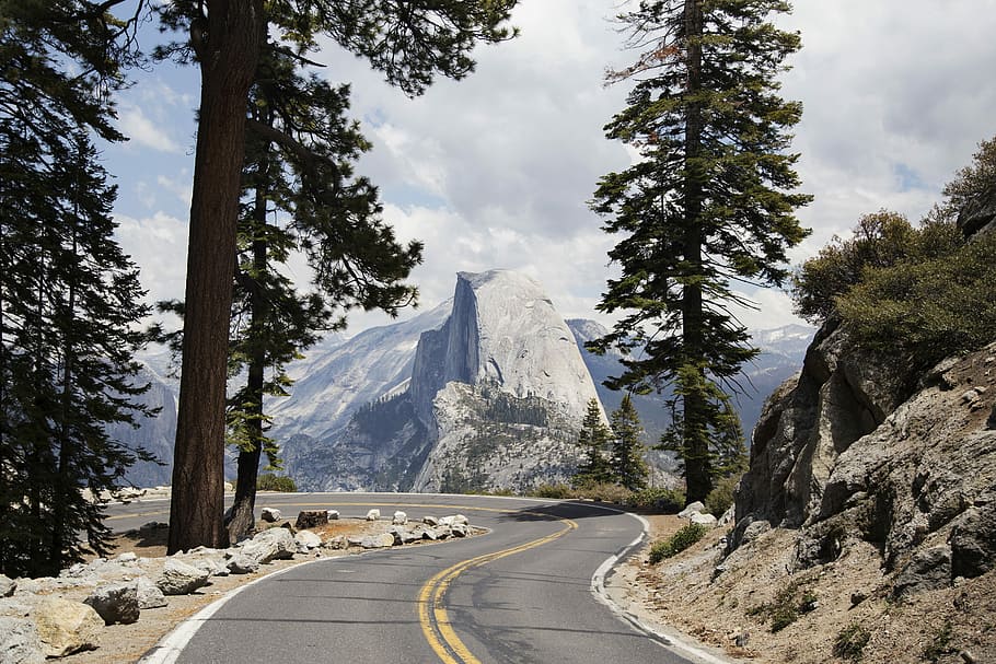 gray concrete road during daytime, mountain in-front road, yosemite HD wallpaper