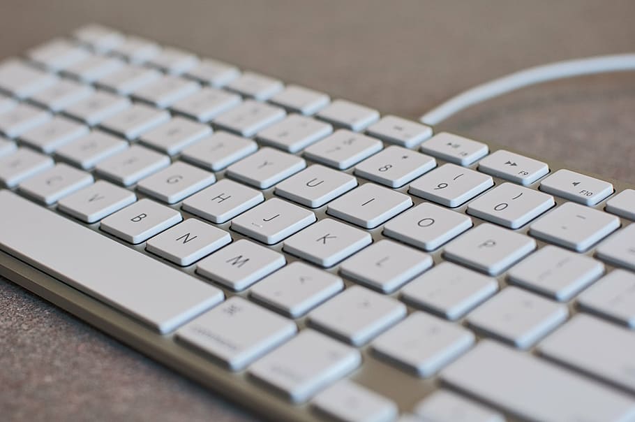 selective focus photography of white corded keyboard, computer keyboard HD wallpaper