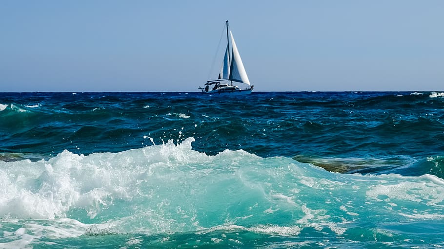 white sailboat on ocean under blue clear sky during daytime HD wallpaper