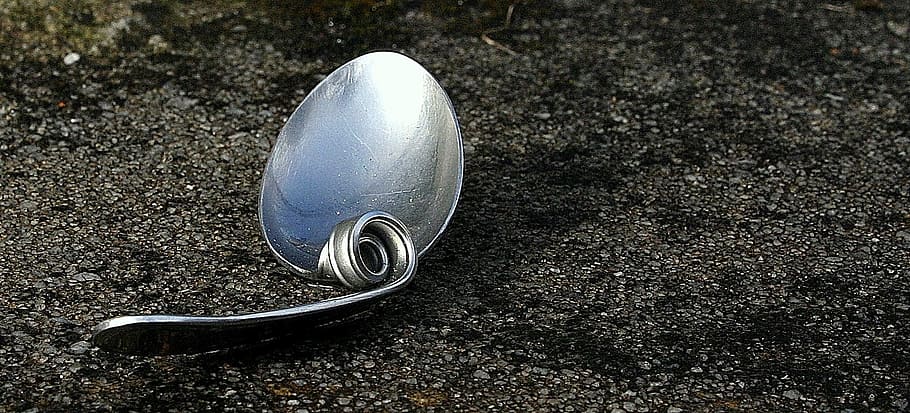 Spoon Bending, bent, close-up, no people, outdoors, day, land HD wallpaper