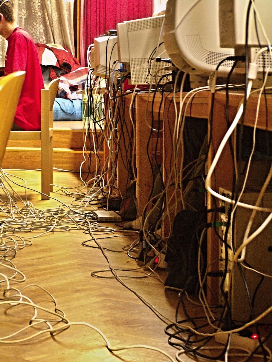 computers, monitors, cables, competition, technology, music HD wallpaper