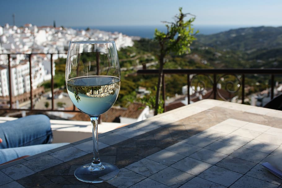 mediterranean, wine, mirroring, sol, landscape, wine glasses HD wallpaper
