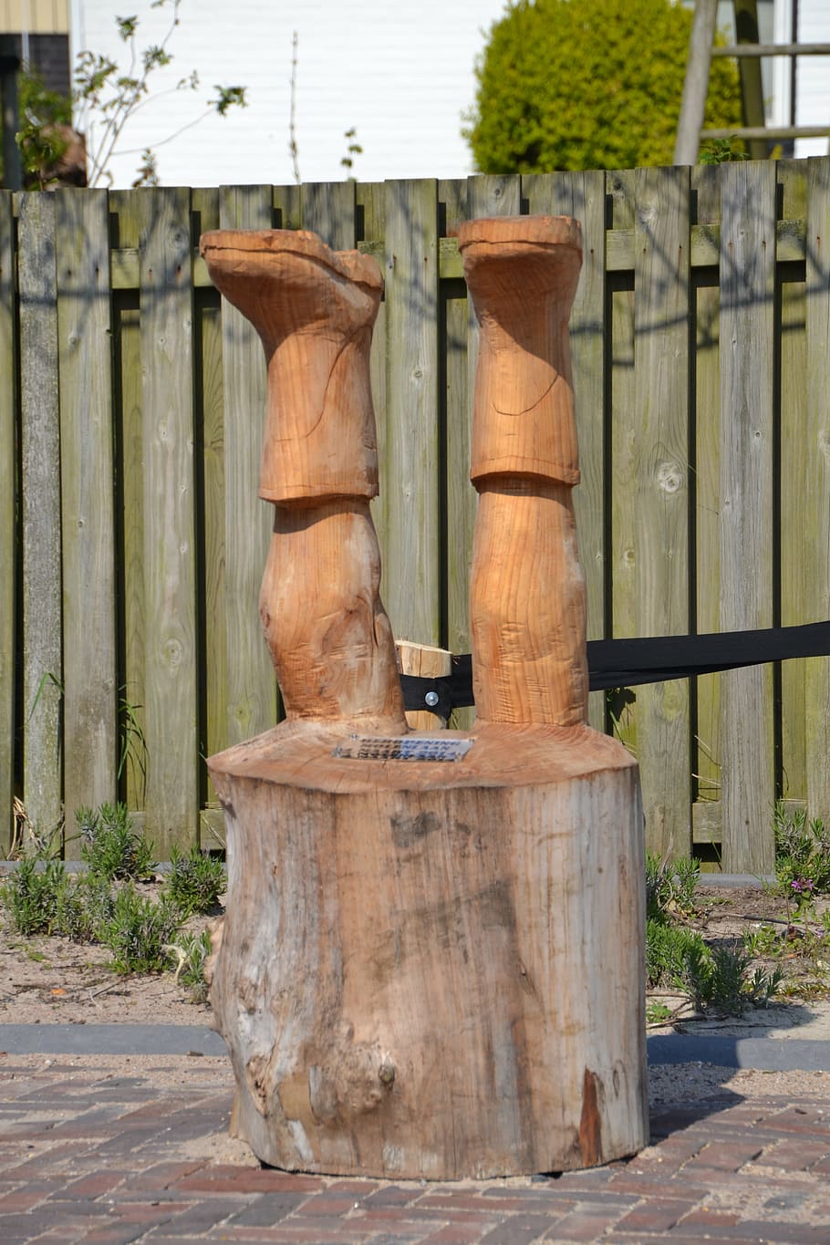 statue, legs, log, wood, funny, wood - material, no people HD wallpaper
