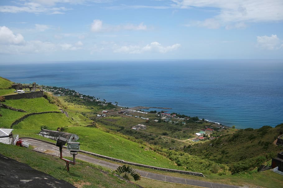 mountain near body of water during daytime, Caribbean, Sea HD wallpaper