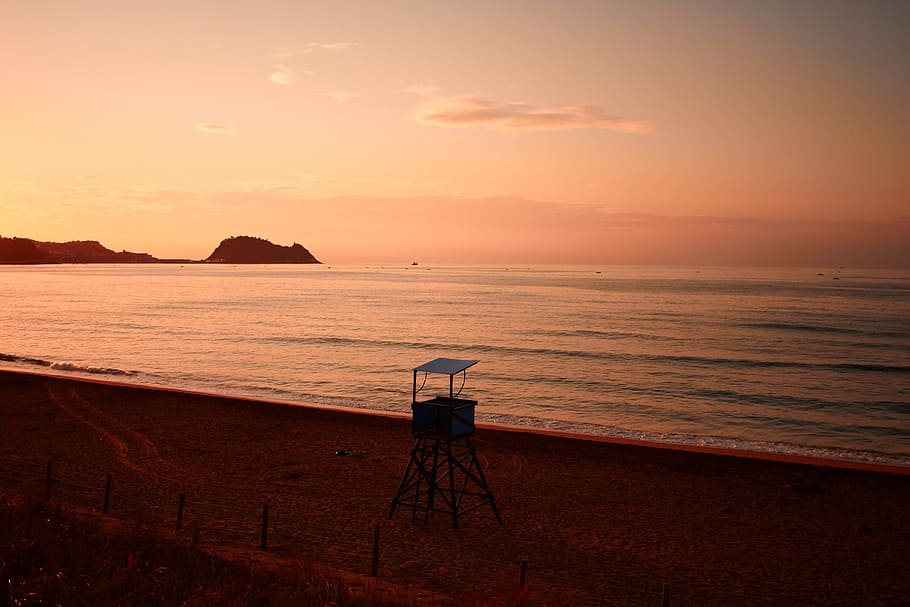 Beach, Lifeguard, Atlantic, Ocean, sunset, sea, horizon over water HD wallpaper