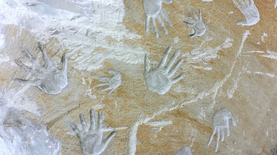 close-up photo of hand engraved wall, hands, young, person HD wallpaper