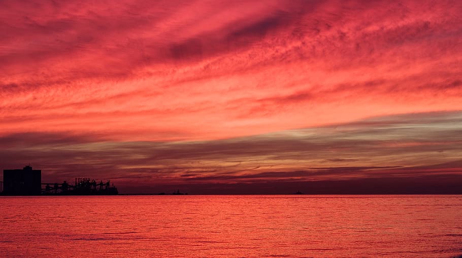 landscape photography of body of water under pink sky, sunset HD wallpaper