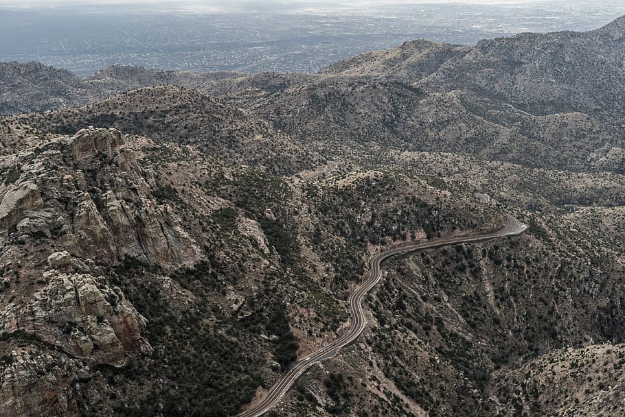 road on mountain pass, top view of curved road on mountain, wind HD wallpaper