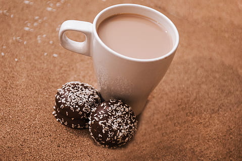 White Ceramic Mug With Coffee, breakfast, caffeine, chocolate HD wallpaper