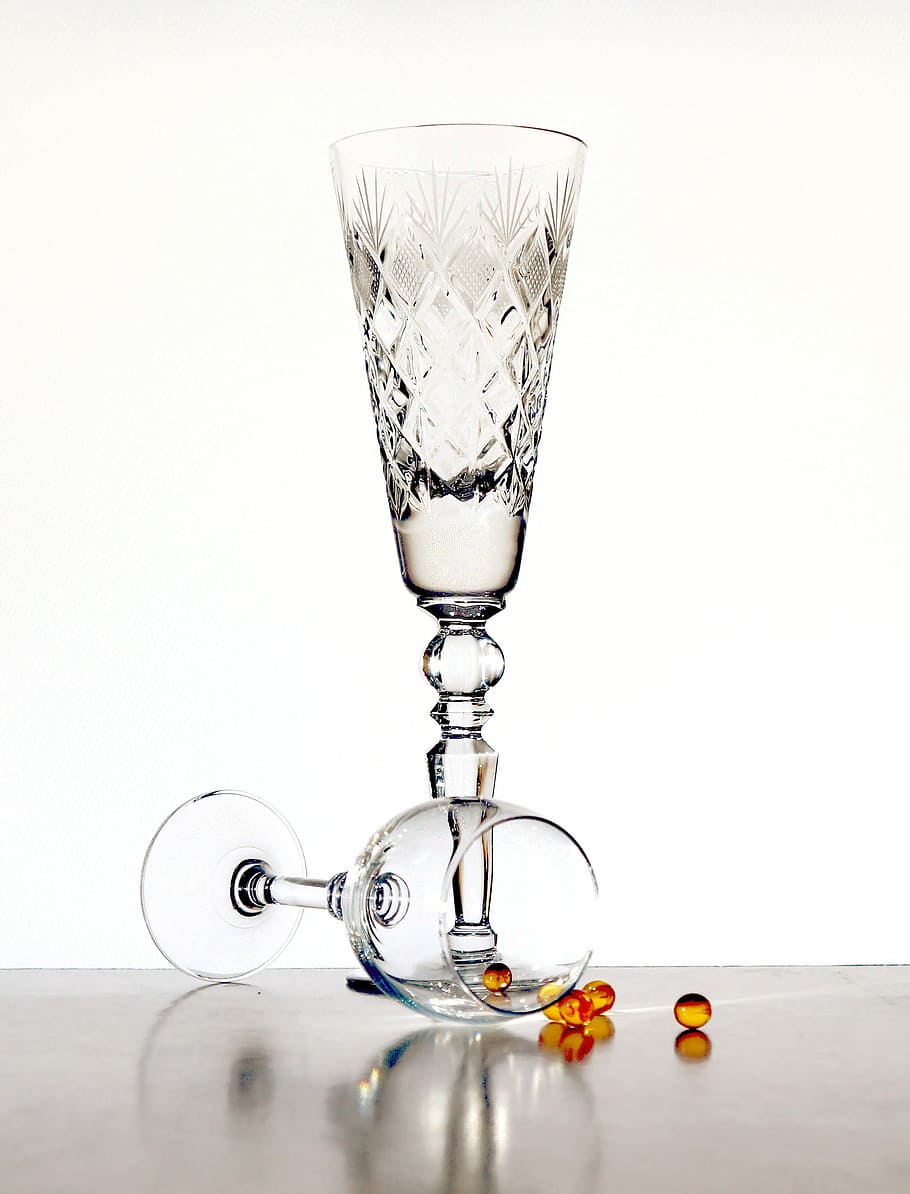 Glass, Reflection, studio shot, no people, drinking glass, alcohol HD wallpaper