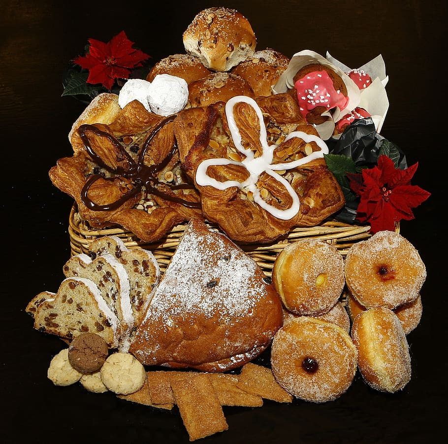 christmas cakes, mixed, dining, display, food, sweet, beautiful HD wallpaper